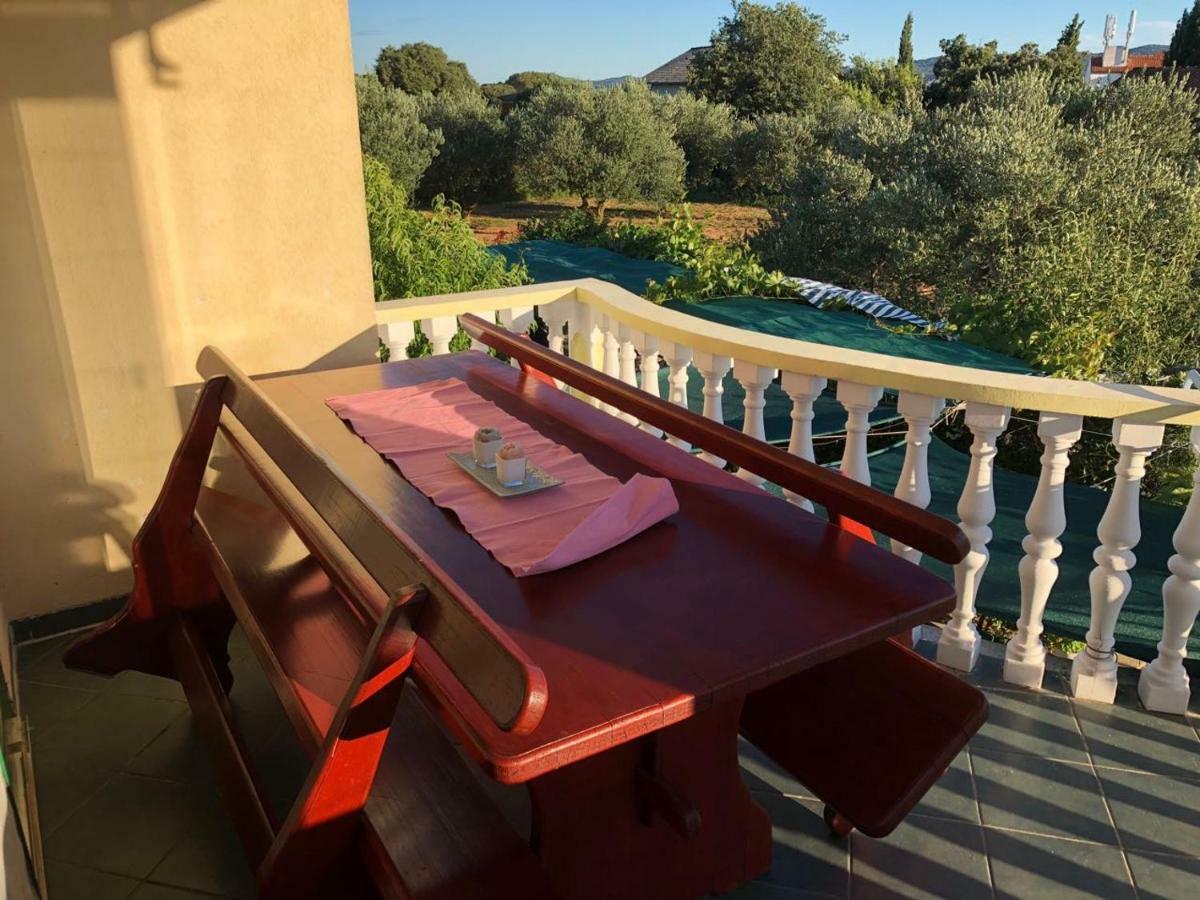 Apartments Marina Sveti Filip i Jakov Εξωτερικό φωτογραφία